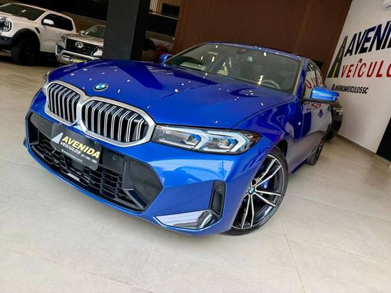 BMW 320i 2.0 16V TURBO FLEX M SPORT AUTOMÁTICO BMW 320i 2.0 16V TURBO FLEX M SPORT AUTOMÁTICO